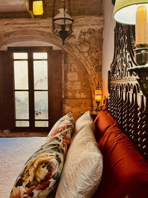 Oliva Courtyard Guesthouse Exteriér fotografie