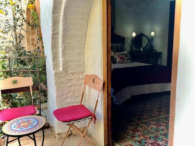 Oliva Courtyard Guesthouse Exteriér fotografie